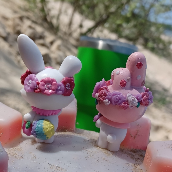 COPY - Floral Hello Kitty and her Bunny 🐰 Friend figures - Picture 8 of 12